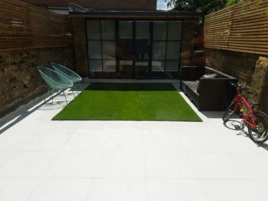 Decretive Artificial Grass for back garden for sale
