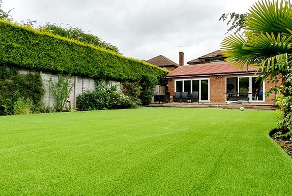 For Sale The Best Natural Look Artificial Grass for back gardens